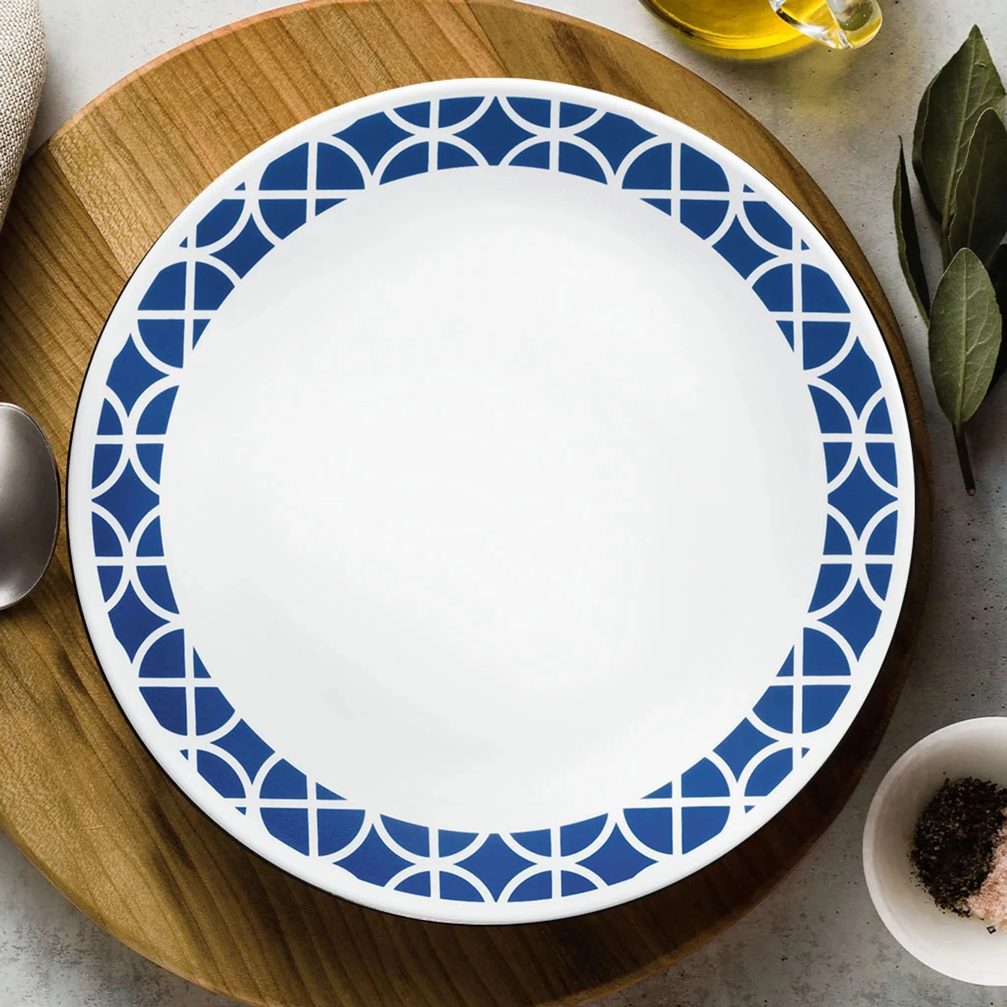 Corelle Lightweight Plates Cobalt Circles 12-piece Mugless Dinnerware Set, Service of 4 - Image 4