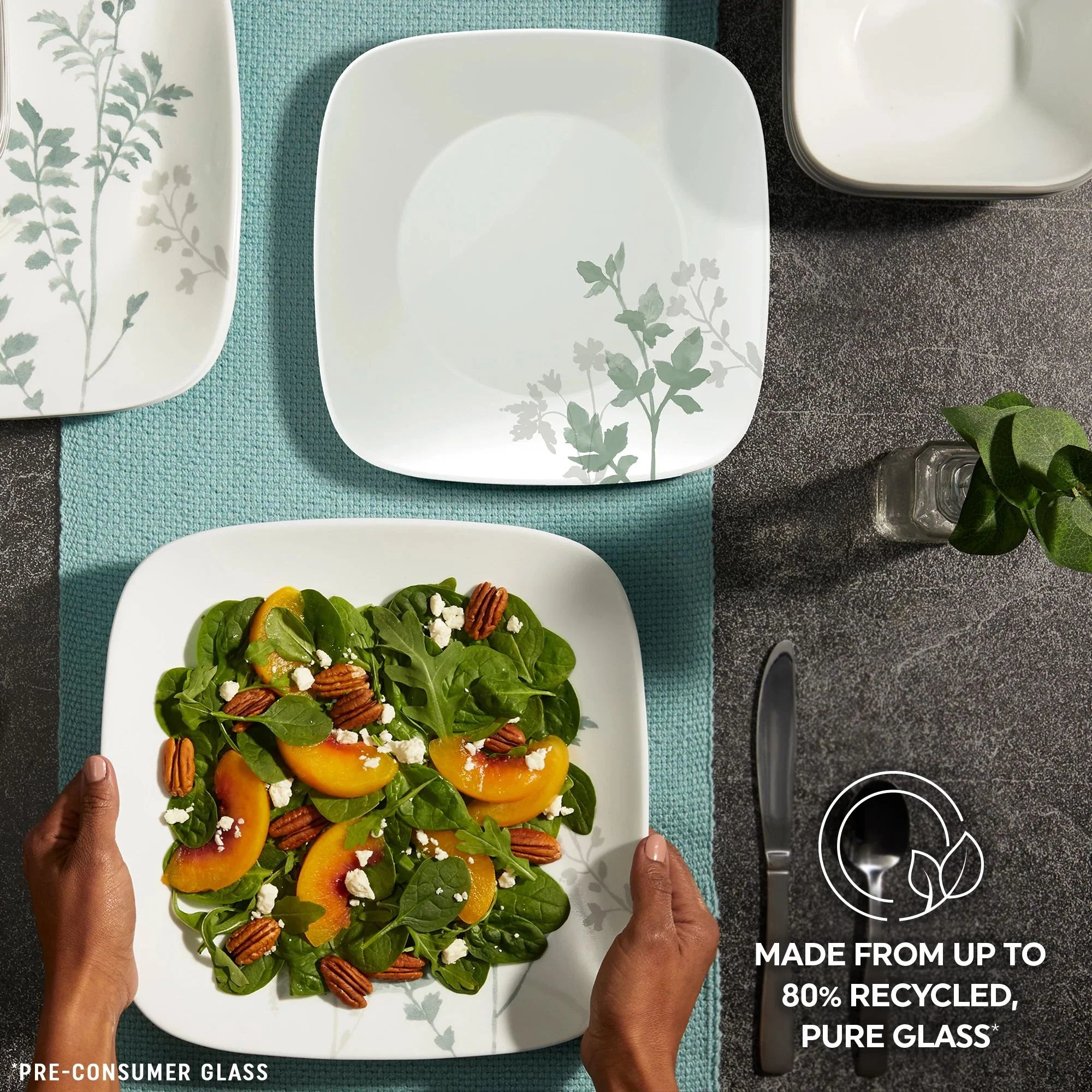 Corelle Lightweight Plates Amalie 16-piece Dinnerware Set, Service for 4 - Image 6