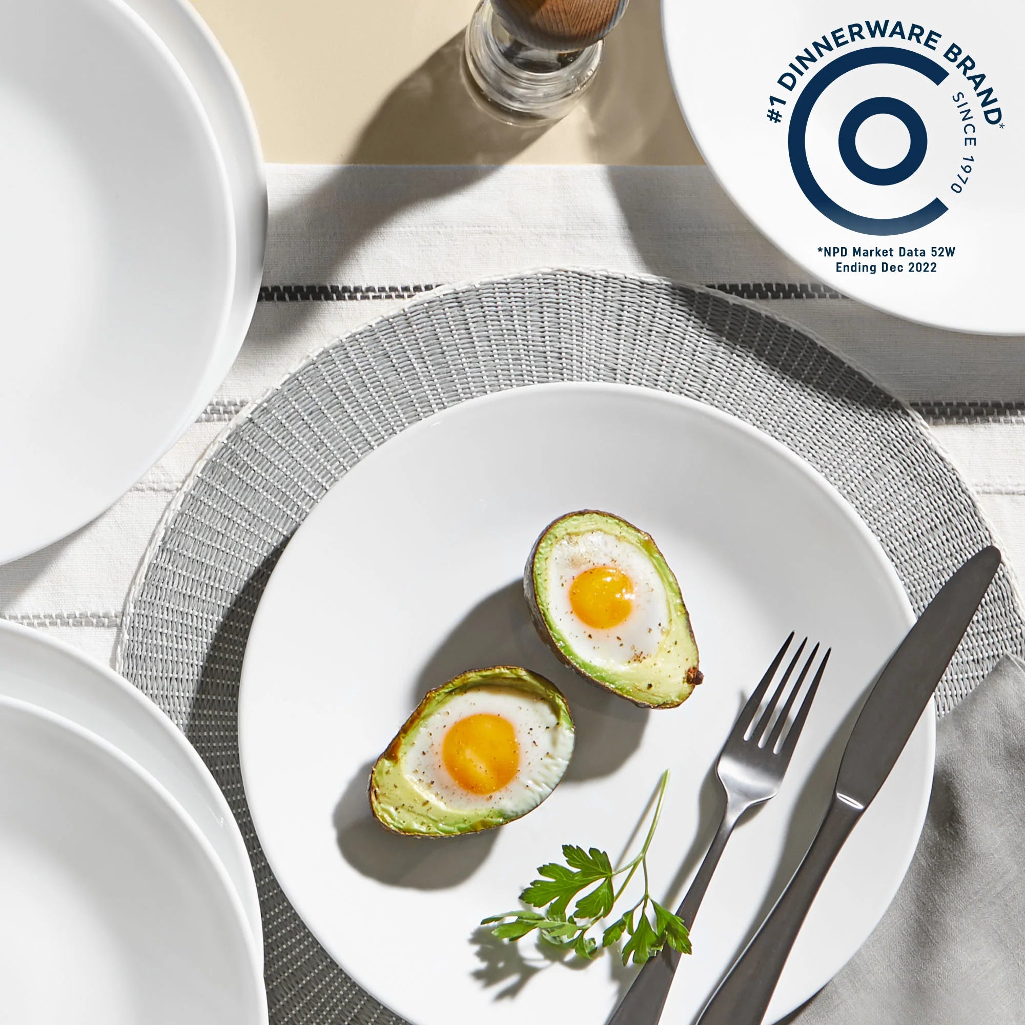 Corelle Lightweight Plates Shimmering White 32-piece Dinnerware Set, Service for 8 - Image 3
