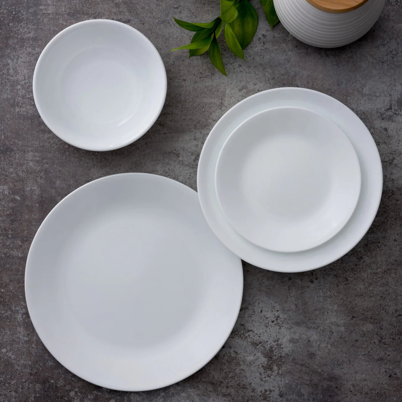 Corelle Lightweight Plates Winter Frost White Lunch Plates, 4-pack - Image 2